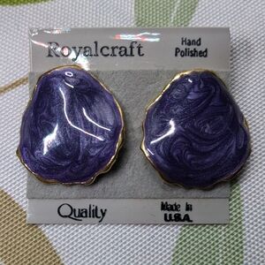 Vintage Royalcraft Pierced Earrings With Purple Enamel Over Goldtone NWT/NOS